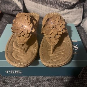 Cliff’s by White Mountain Sandals SZ 8